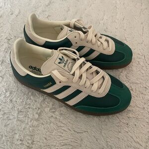 Adidas Samba og Collegiate Green
